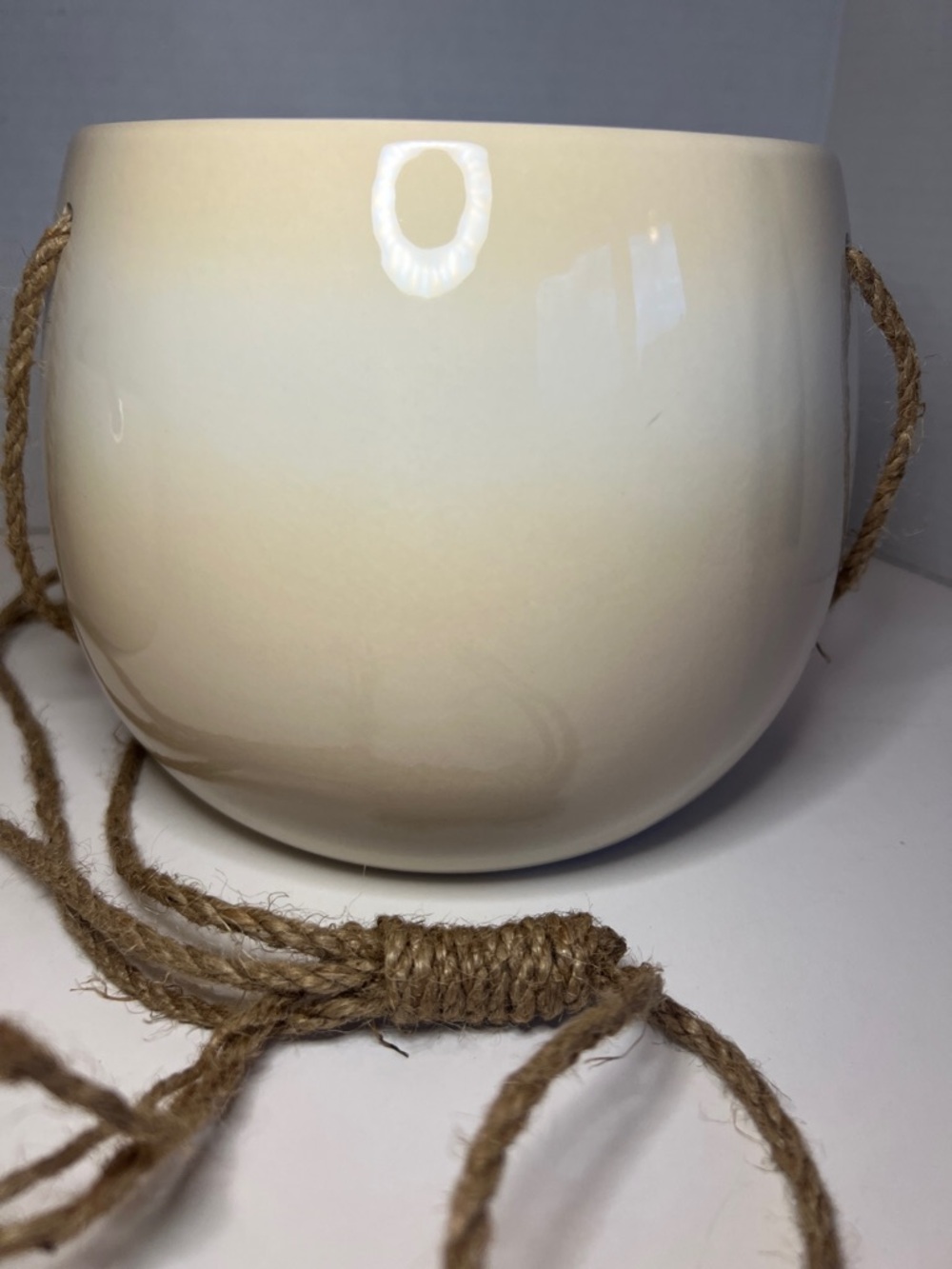 2-Pack Ceramic Hanging Planters NIB - Picture 3 of 12